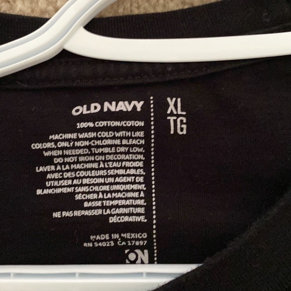 Blank old navy tee - Picture 2 of 2
